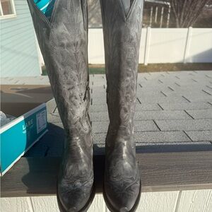 Lane Women's Charcoal Heeled Boots Lexington!!! 🩷